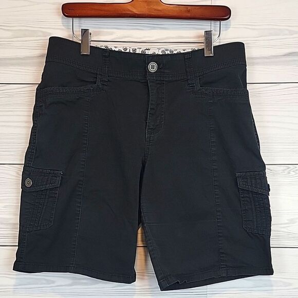 Lee black cargo shorts sinfully soft Women's Size 10 - Picture 1 of 11